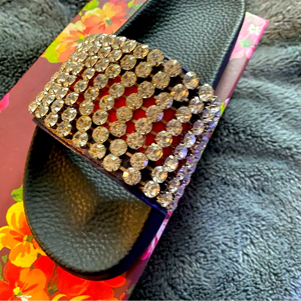 WOMENS CRYSTAL-EMBELLISHED WEB SLIDES